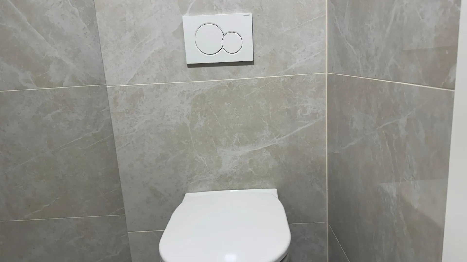 Asp Modern Apartments With Balcony & Free Parking Vienna Austria